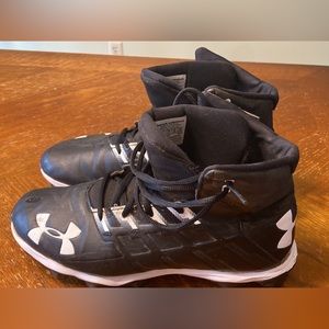 Men’s Under Armour Football Cleats Size 8